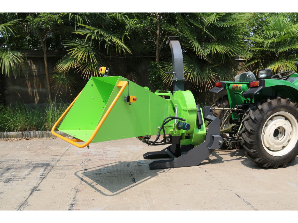 เครื่องตัดหญ้าติดรถไถ